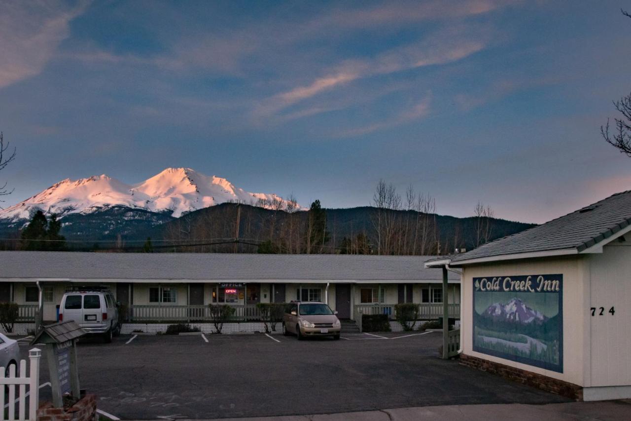 Cold Creek Inn Mount Shasta Exteriör bild
